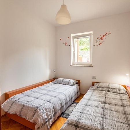 Seaview Apartment Lea Ичичи Экстерьер фото