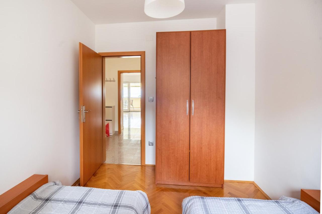 Seaview Apartment Lea Ичичи Экстерьер фото