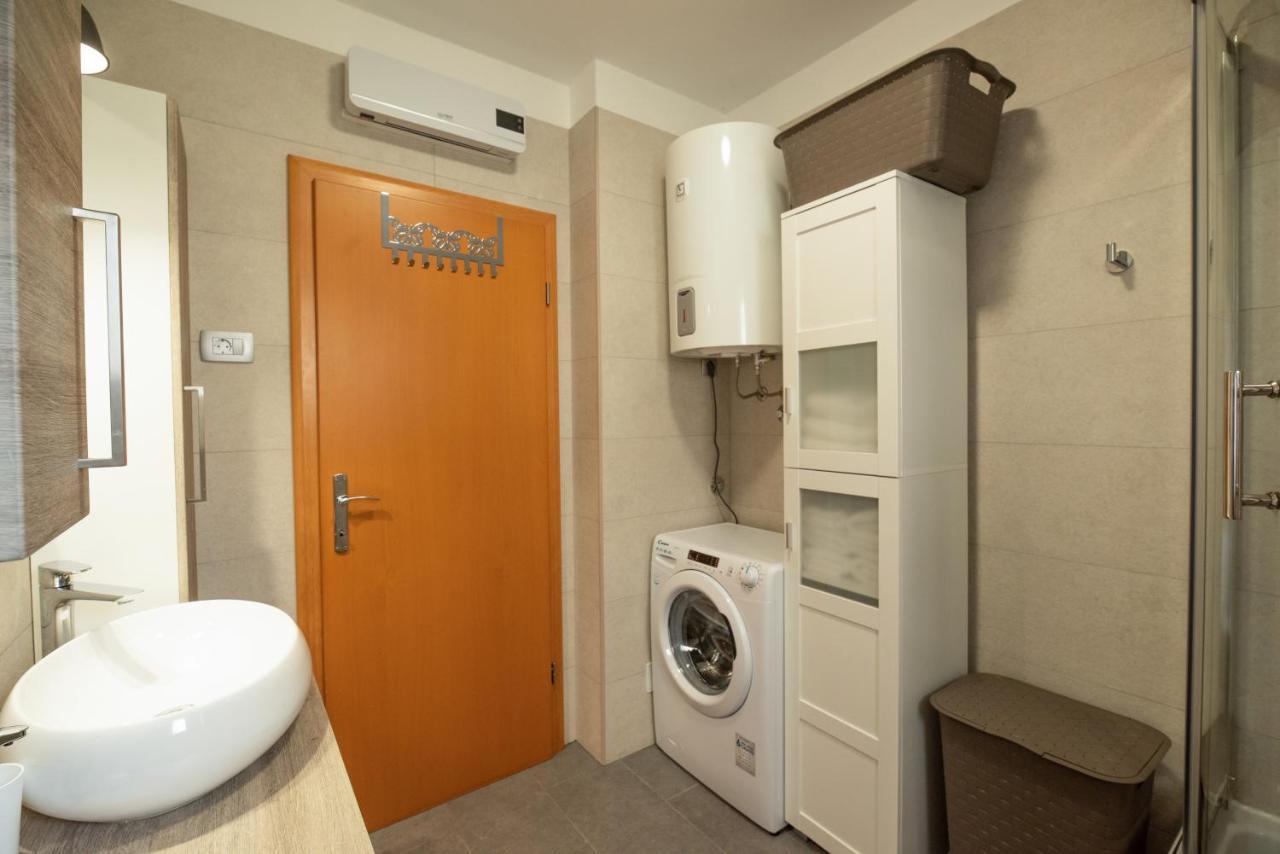 Seaview Apartment Lea Ичичи Экстерьер фото