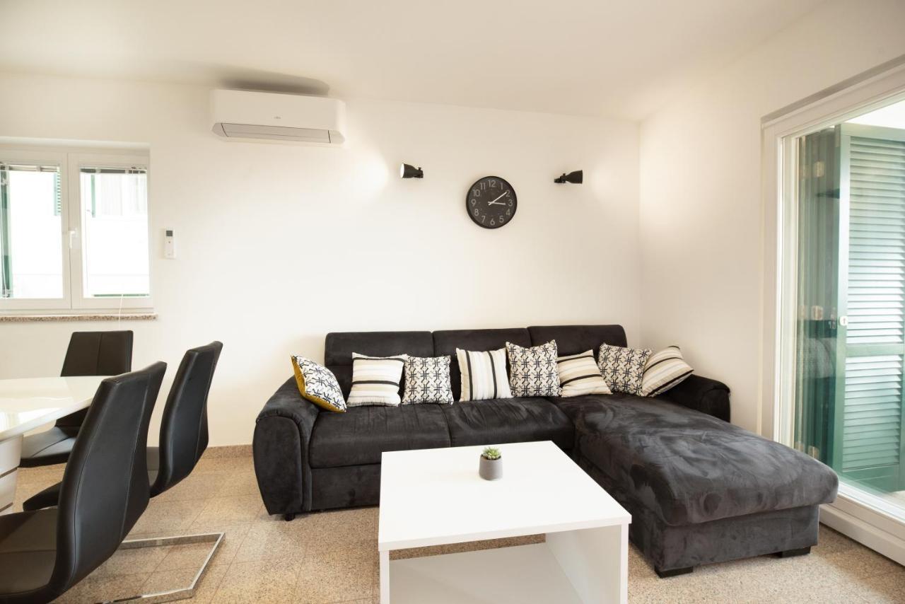 Seaview Apartment Lea Ичичи Экстерьер фото